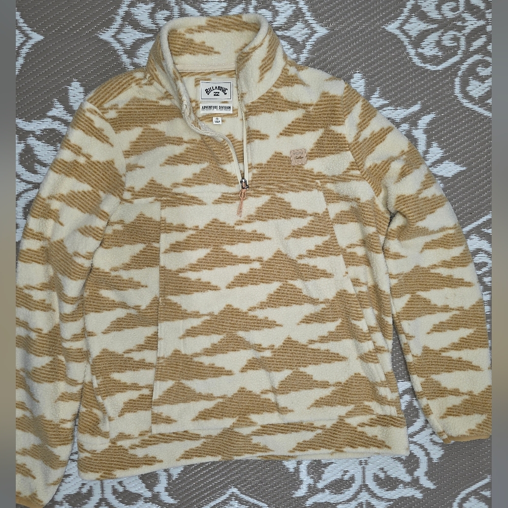 Billabong Cream and Brown Patterned Sweater